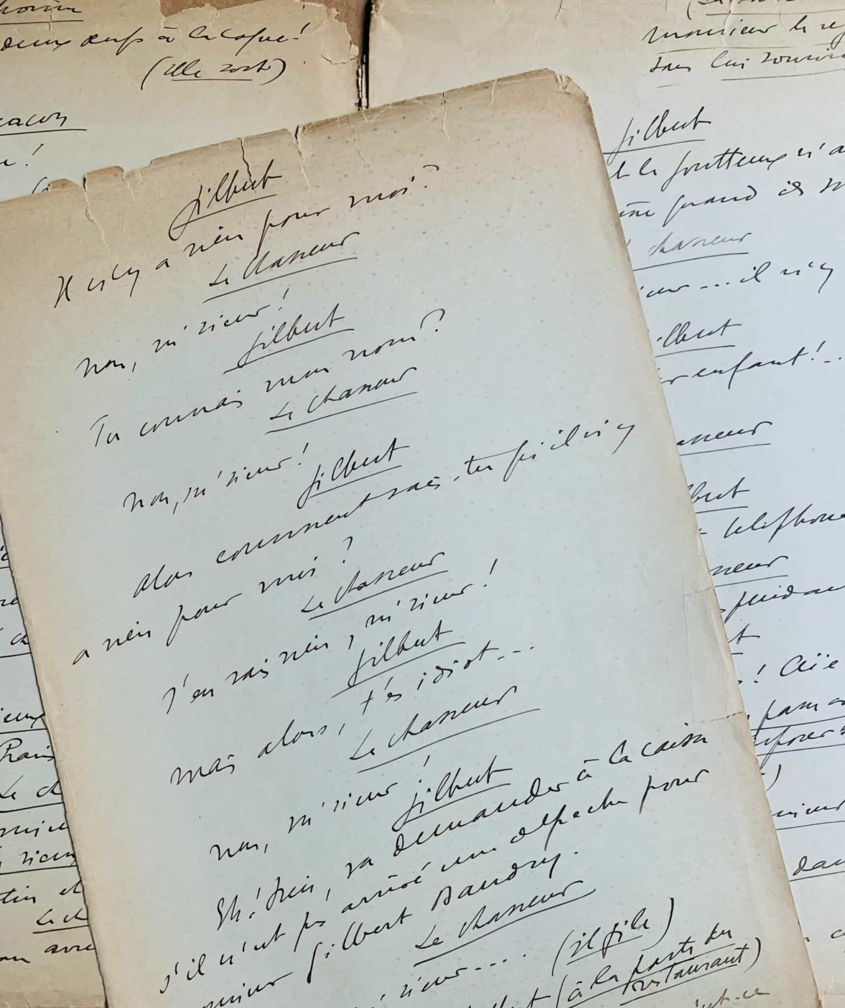 Manuscrit de 10 pages du début d'une pièce inachevée et inédite de Sacha Guitry – vue 3 Manuscrit de 10 pages du début d'une pièce inachevée et inédite de Sacha Guitry – vue 3