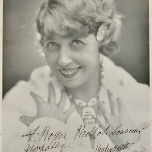 Grande photo dédicacée de Mistinguett.
