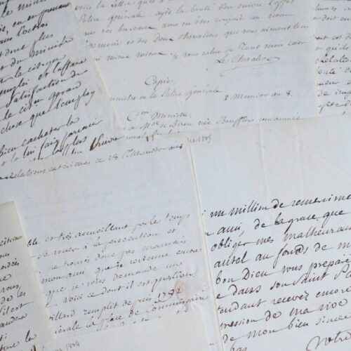 7 lettres de l'érudit Jean-Baptiste Le Chevalier, bibliothécaire de Sainte-Geneviève