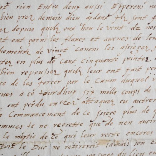 Lesdiguières s'adresse à d'Ornano pendant un siège contre le duc de Savoie