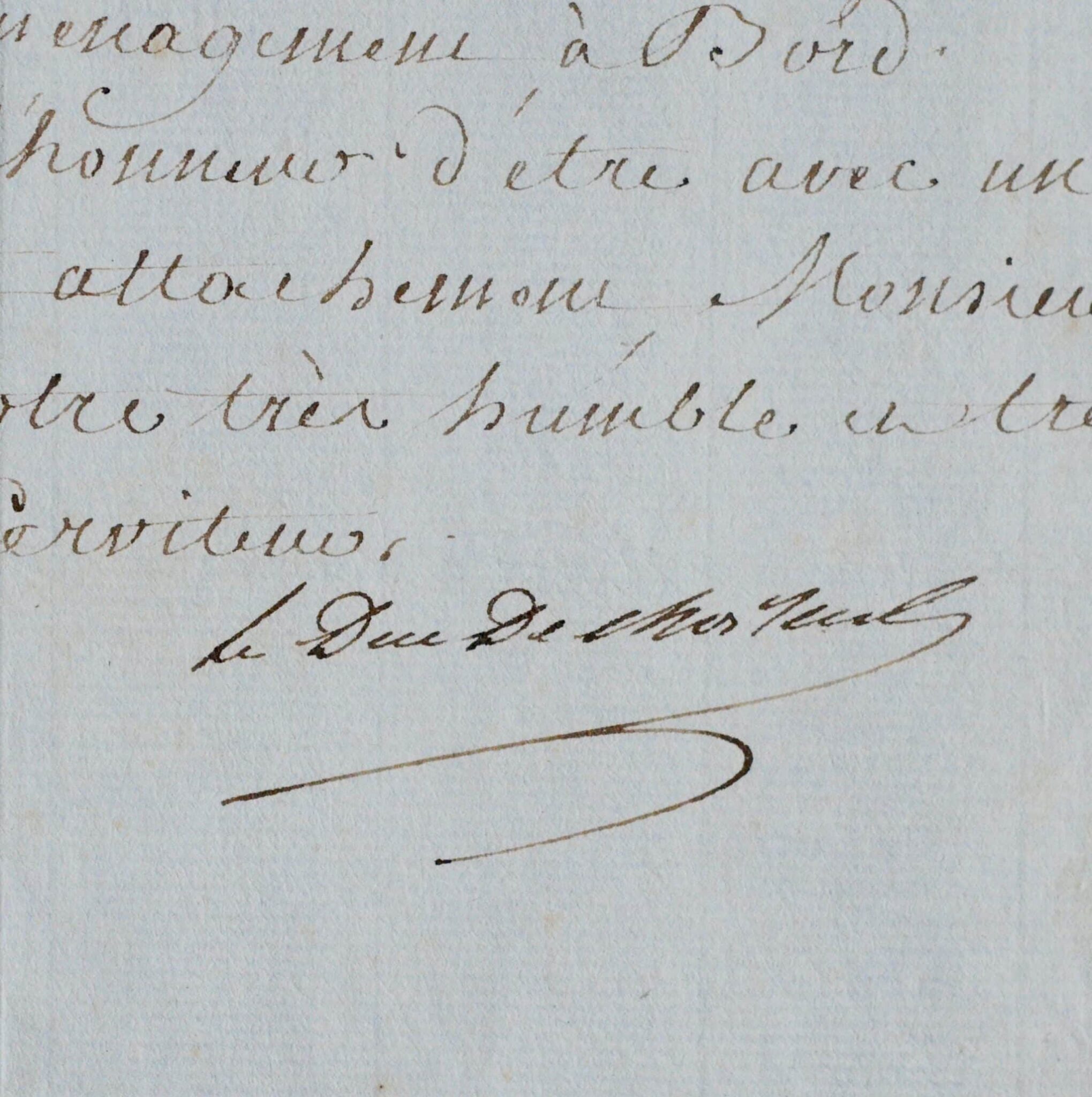 Deux documents signés ou apostillés par le duc de Choiseul – vue 3 Deux documents signés ou apostillés par le duc de Choiseul – vue 3