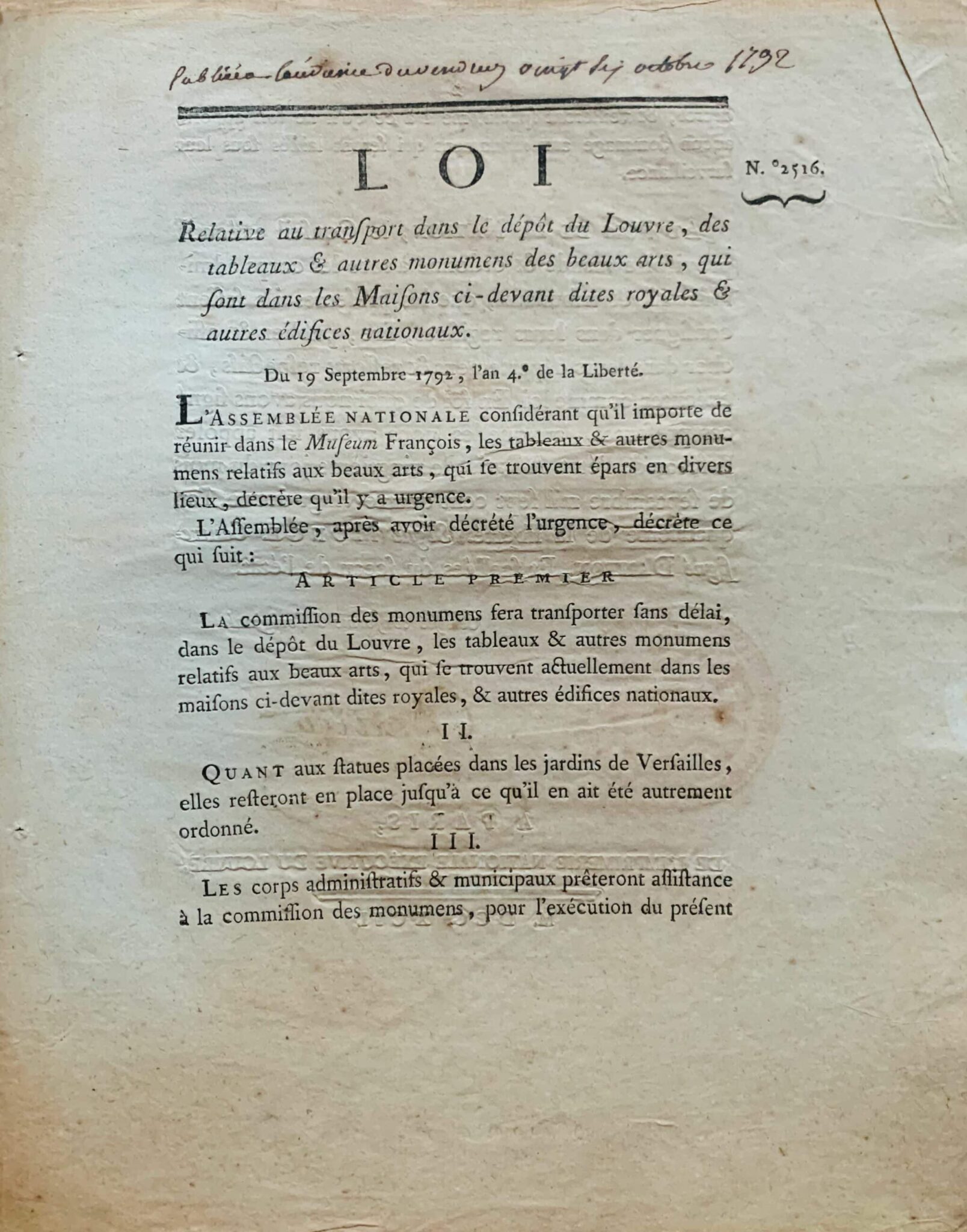 Loi sur la création du Musée du Louvre portant la griffe de Danton – vue 2 Loi sur la création du Musée du Louvre portant la griffe de Danton – vue 2