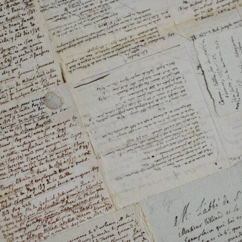 Ensemble de lettres et notes du bibliographe Barthélemy Mercier, abbé de Saint-Léger
