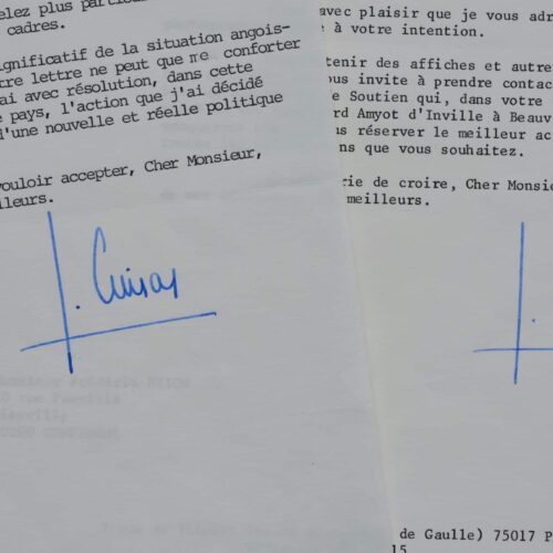 Deux lettres de Jacques Chirac, d'avril 1981, sur sa campagne aux élections présidentielles