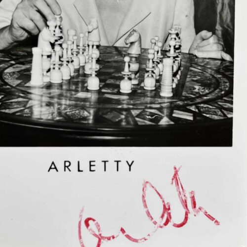 Portrait photographique d'Arletty, avec signature autographe