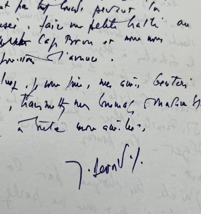 Jacques Derrida choqué par une décision ministérielle