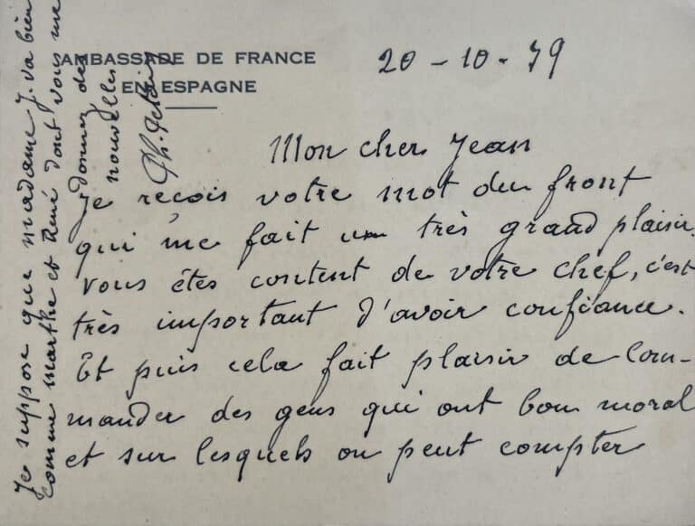 Pétain, ambassadeur en Espagne pendant la « drôle de guerre », veut regagner la France et lorgne vers le front