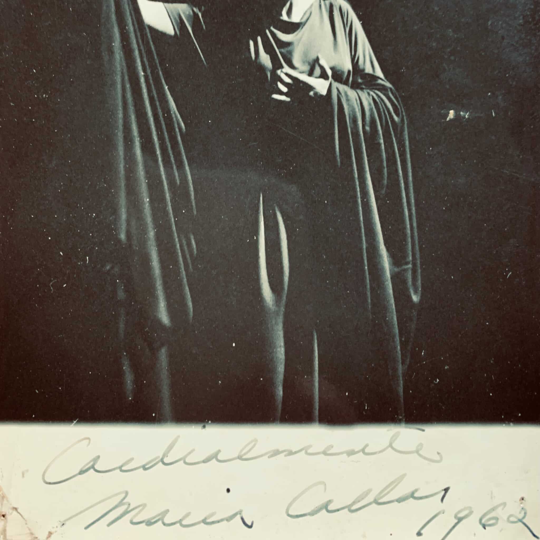 Photographie dédicacée de Maria Callas à la Scala en 1962