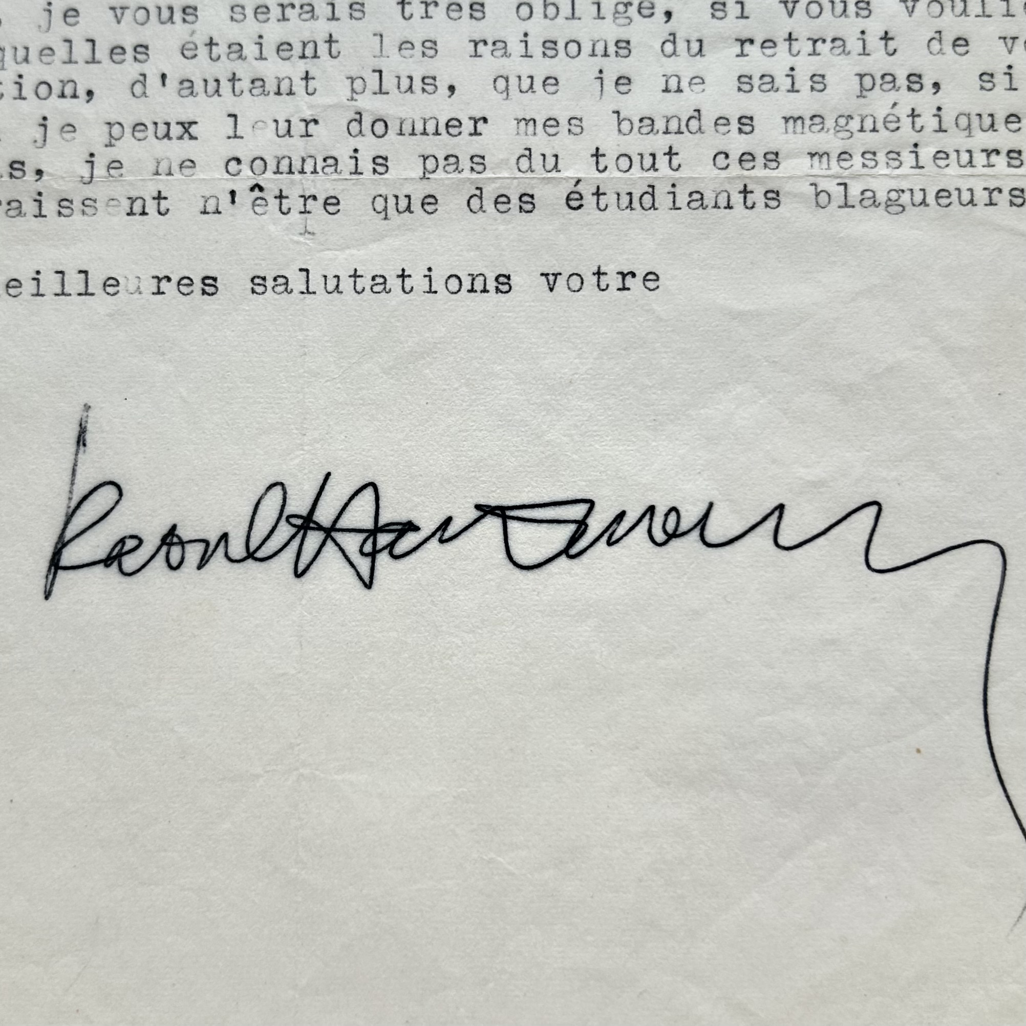 Raoul Hausmann questions his participation in the Fluxus festival