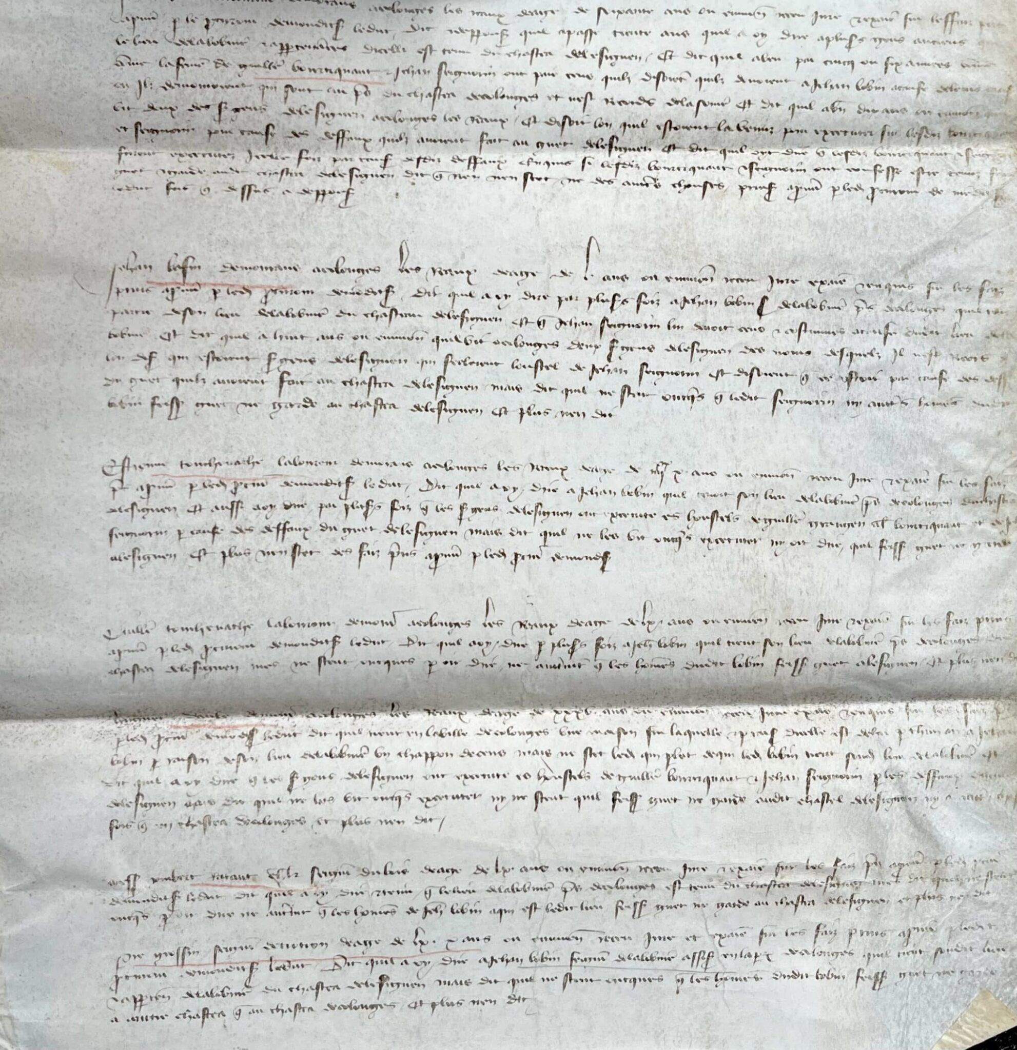 Charte médiévale relative au guet du château de Lesignen – vue 2 Charte médiévale relative au guet du château de Lesignen – vue 2