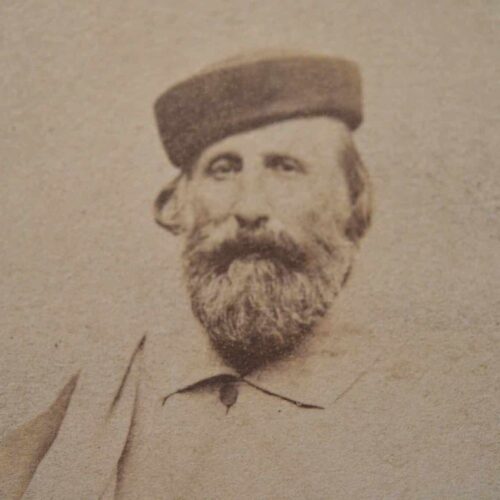 Portrait photographique de Garibaldi par Pierre Ambroise Richebourg.