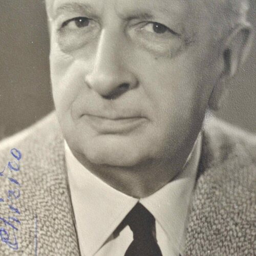Portrait photographique signé de Giorgio de Chirico.