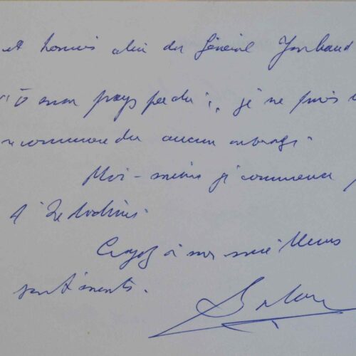 Le général Salan publie ses Mémoires.