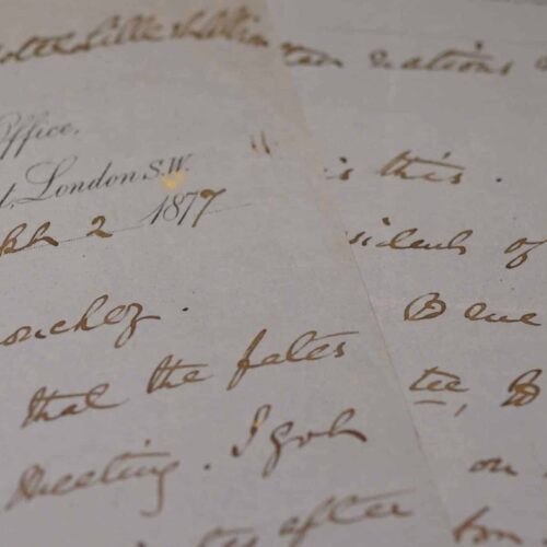 Le météorologiste irlandais Robert Henry Scott fait une proposition à l'amiral Mouchez.